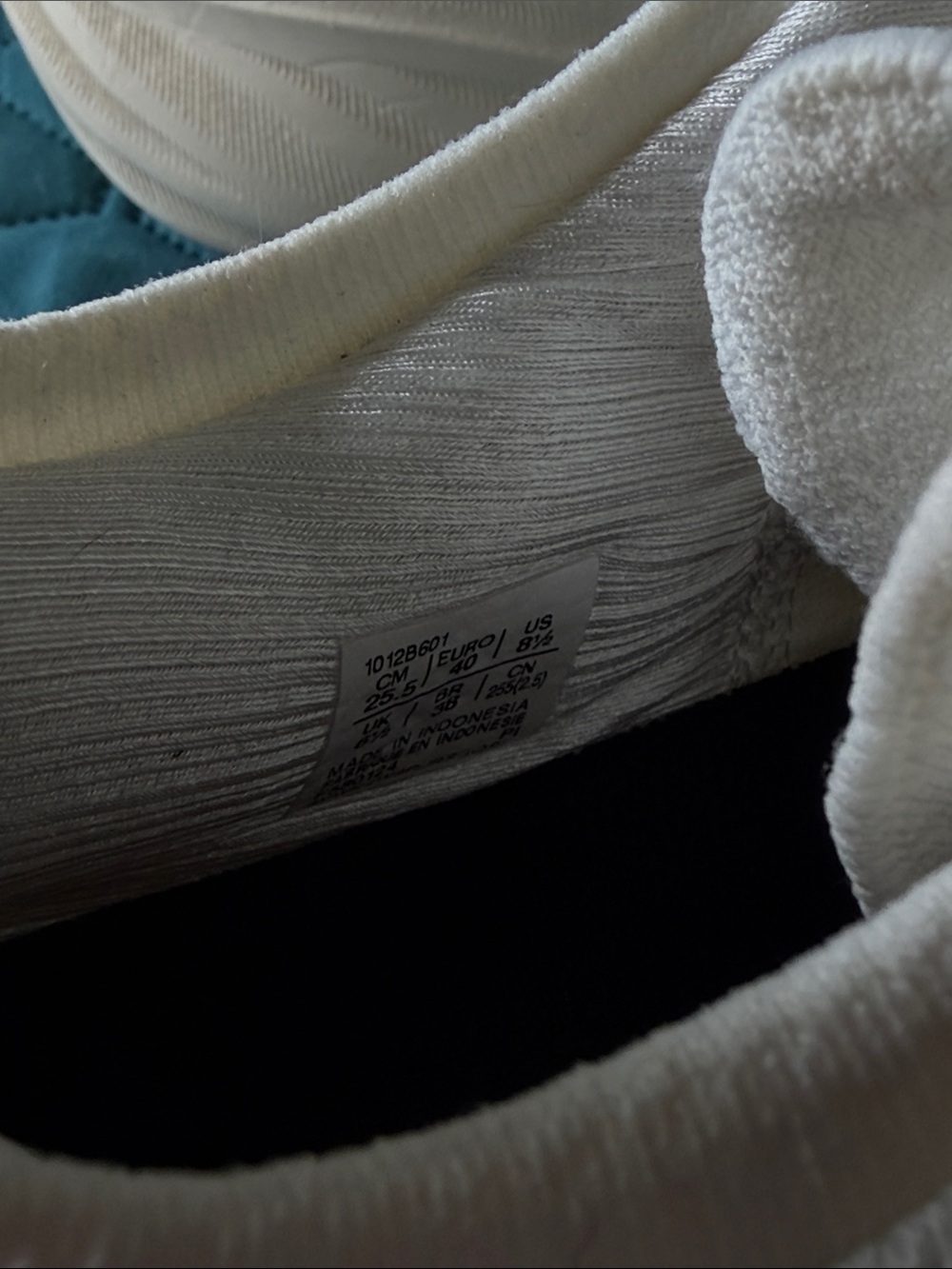ASICS Gel Nimbus Shoes - Picture 6 of 7